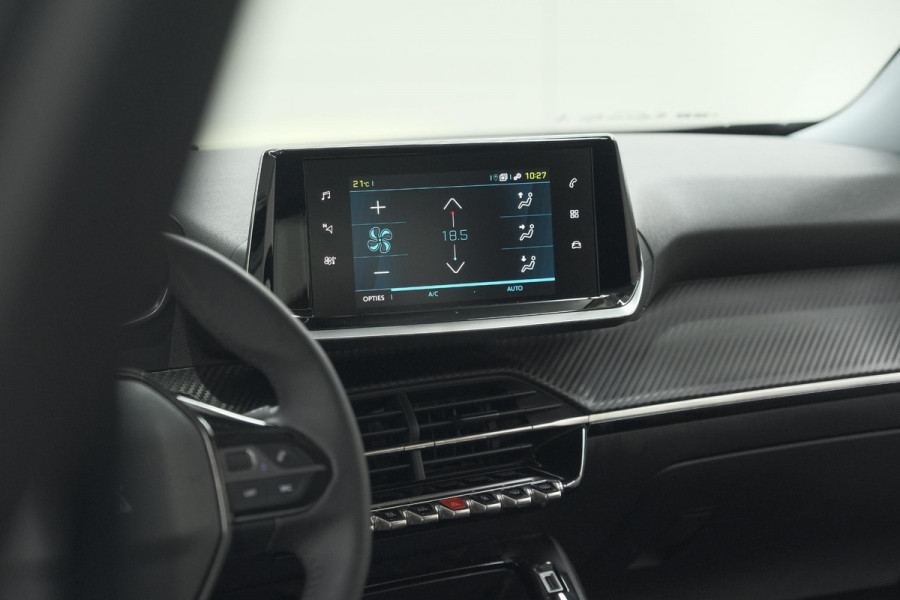 Peugeot e-2008 EV Active Pack 50 kWh | Camera | Navigatie | Parkeersensoren | Climate Control