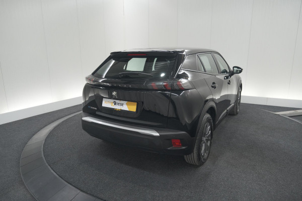 Peugeot e-2008 EV Active Pack 50 kWh | Camera | Navigatie | Parkeersensoren | Climate Control