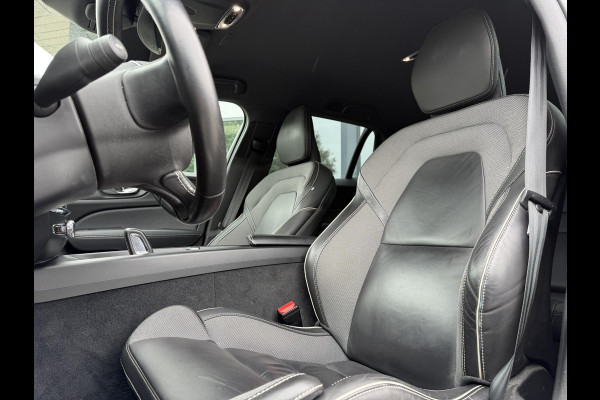 Volvo V60 2.0 B4 Aut. R-Design | Navi | Camera | Trekhaak | Memory |