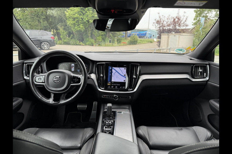 Volvo V60 2.0 B4 Aut. R-Design | Navi | Camera | Trekhaak | Memory |