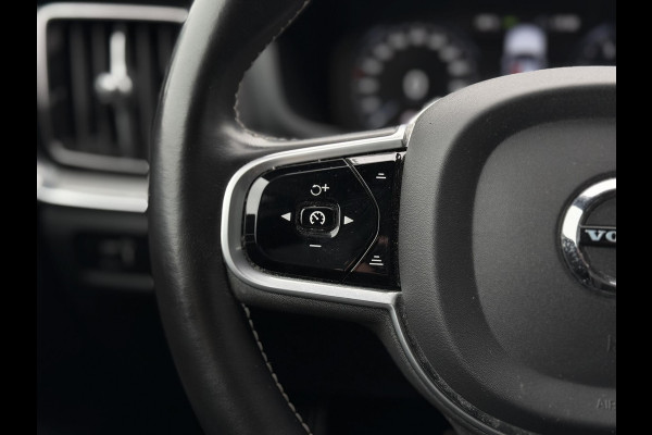 Volvo V60 2.0 B4 Aut. R-Design | Navi | Camera | Trekhaak | Memory |