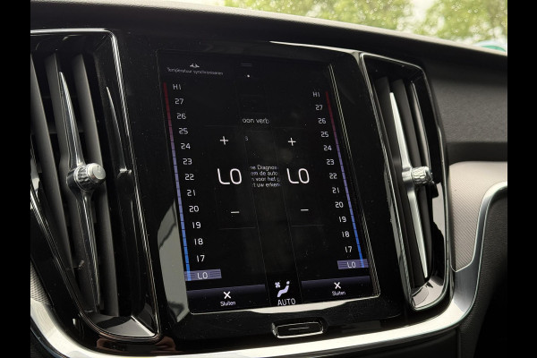 Volvo V60 2.0 B4 Aut. R-Design | Navi | Camera | Trekhaak | Memory |