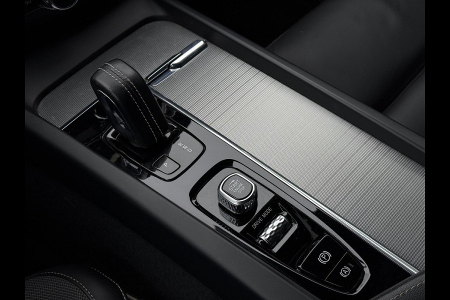 Volvo V60 2.0 B4 Aut. R-Design | Navi | Camera | Trekhaak | Memory |