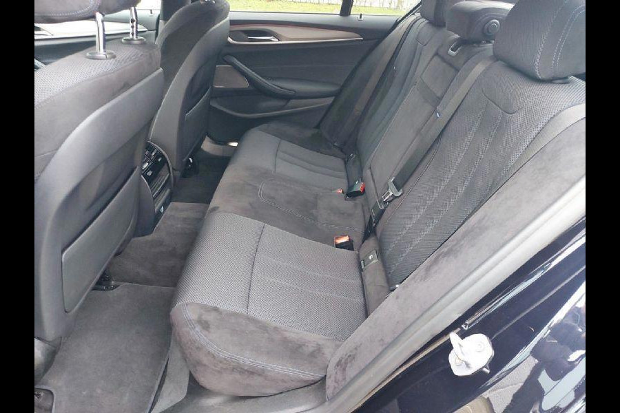 BMW 5 Serie 530i High Executive Edition M-Sport pakket virtueel, navigatie, sportstoelen