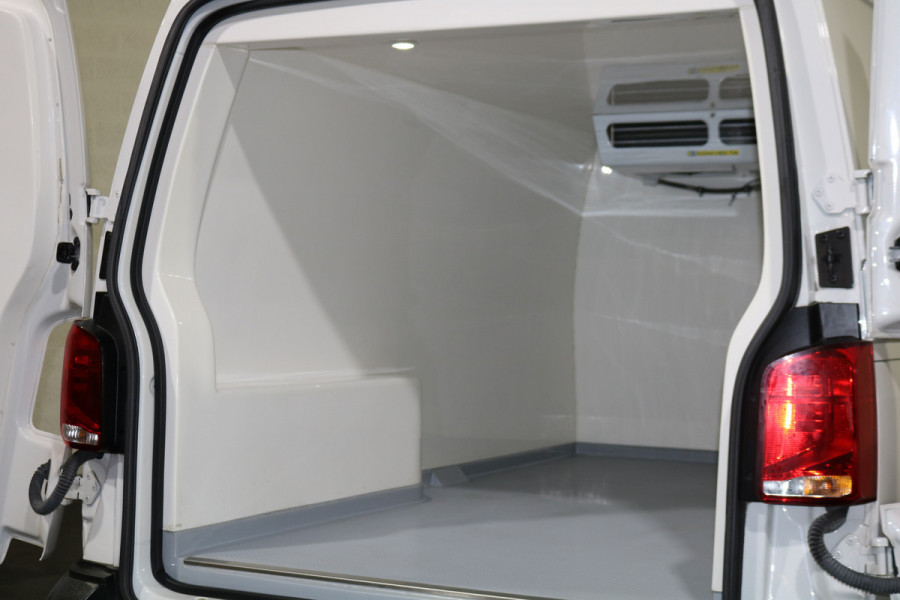 Volkswagen Transporter 2.0 TDI L2 H1 Koelwagen 0 Graden koeling Airco Sidebars