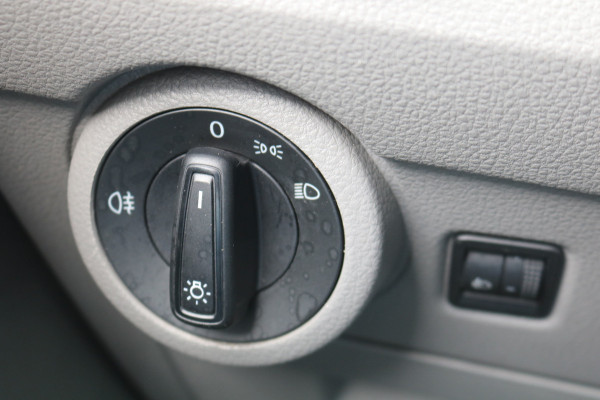 Volkswagen Transporter 2.0 TDI L2 H1 Koelwagen 0 Graden koeling Airco Sidebars