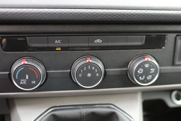 Volkswagen Transporter 2.0 TDI L2 H1 Koelwagen 0 Graden koeling Airco Sidebars