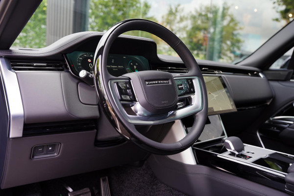 Land Rover Range Rover P 550 E Autobiography SVO Tourmaline Brown NU BINNEN