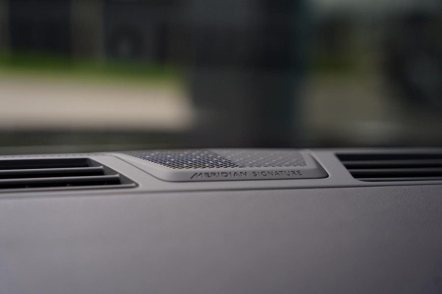Land Rover Range Rover P 550 E Autobiography SVO Tourmaline Brown NU BINNEN