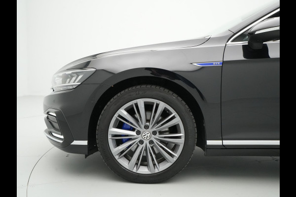 Volkswagen Passat Variant 1.4 TSI 218pk PHEV GTE Business Navigatie Virtual Cockpit Pdc Acc 192