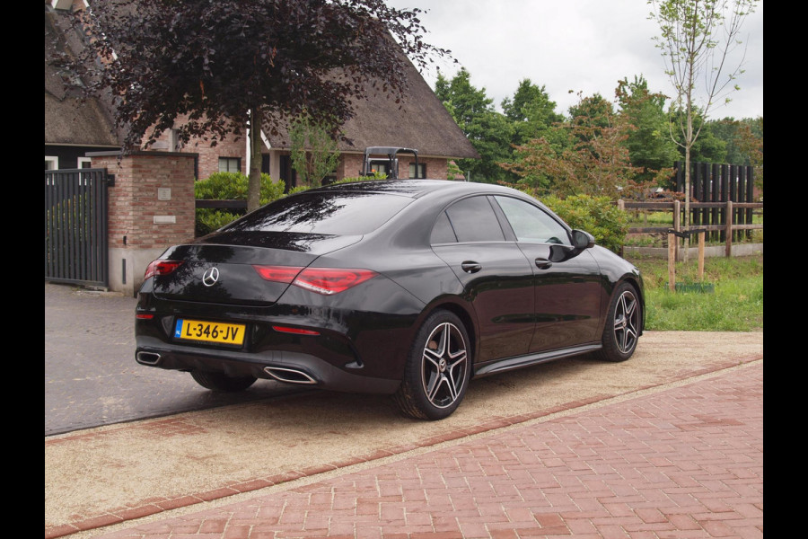 Mercedes-Benz CLA-Klasse 180 Premium Plus | Amg-Pakket | Camera | Apple Carplay | Cruise Control | Nieuw Model |