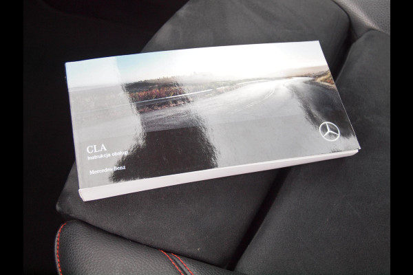 Mercedes-Benz CLA-Klasse 180 Premium Plus | Amg-Pakket | Camera | Apple Carplay | Cruise Control | Nieuw Model |