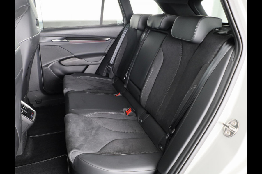 Škoda Enyaq 85 Sportline 286pk | Light Band | Canton Sound | Head up | Panoramadak | 21 inch black |