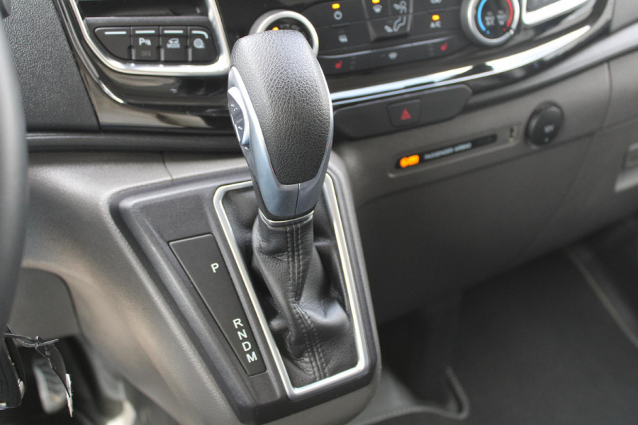 Ford Transit Custom 280 2.0 TDCI 130 PK AUTOMAAT L1H1 Limited | Camera | Adaptieve Cruise Control | BLIS | Lederen bekleding | Trekhaak | Winterpakket | Zijschuifdeur L+R