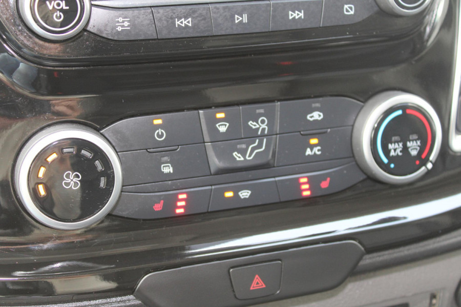 Ford Transit Custom 280 2.0 TDCI 130 PK AUTOMAAT L1H1 Limited | Camera | Adaptieve Cruise Control | BLIS | Lederen bekleding | Trekhaak | Winterpakket | Zijschuifdeur L+R