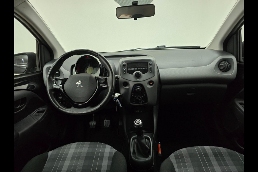 Peugeot 108 Occasion 1.0 e-VTi Active met airco en bluetooth audio | Sportieve look | Tweedehands Peugeot 108 zwart | Dagrij led |