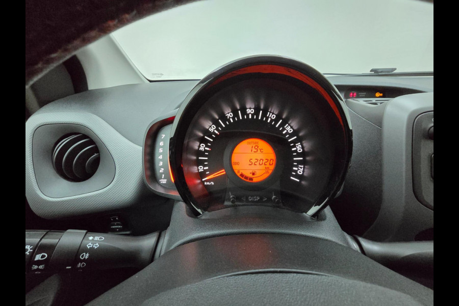 Peugeot 108 Occasion 1.0 e-VTi Active met airco en bluetooth audio | Sportieve look | Tweedehands Peugeot 108 zwart | Dagrij led |