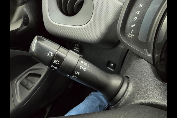 Peugeot 108 Occasion 1.0 e-VTi Active met airco en bluetooth audio | Sportieve look | Tweedehands Peugeot 108 zwart | Dagrij led |