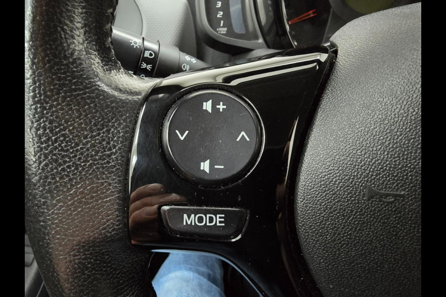 Peugeot 108 Occasion 1.0 e-VTi Active met airco en bluetooth audio | Sportieve look | Tweedehands Peugeot 108 zwart | Dagrij led |