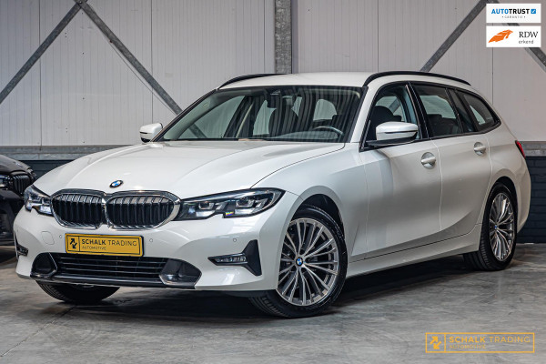 BMW 3 Serie Touring 320i High Executive|Leder|Sportstoelen|