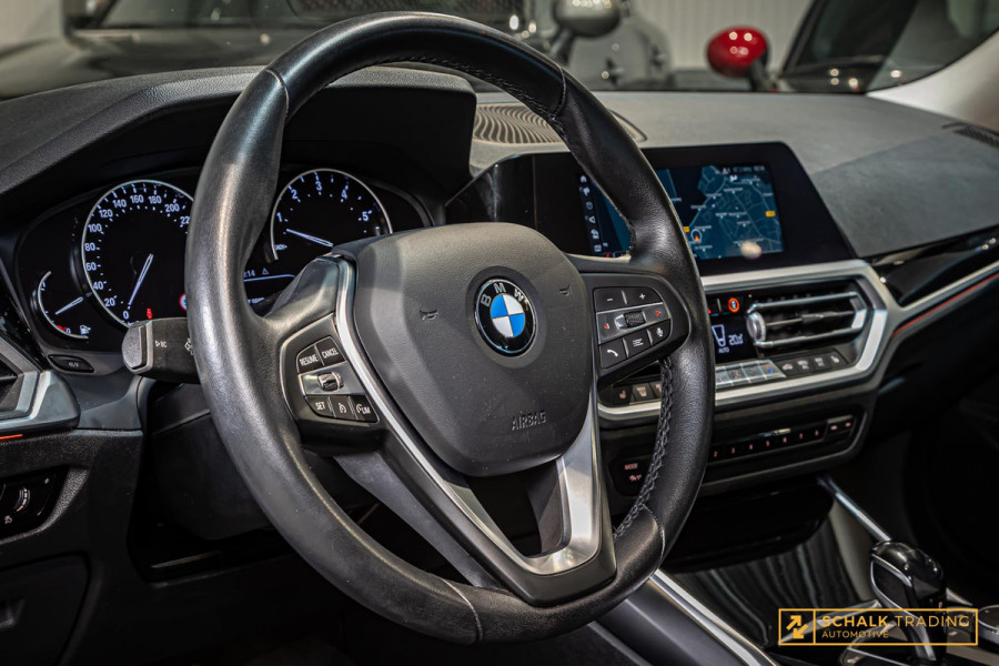 BMW 3 Serie Touring 320i High Executive|Leder|Sportstoelen|