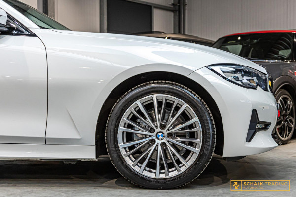 BMW 3 Serie Touring 320i High Executive|Leder|Sportstoelen|