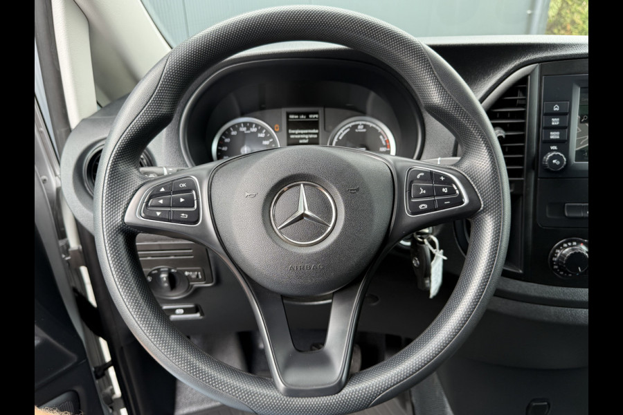 Mercedes-Benz eVito 66 kWh / FULL ELECTRIC / L2H1 / CAMERA / AIRCO / NAVI / 2x LAADKABEL / 3-ZITS / VITO