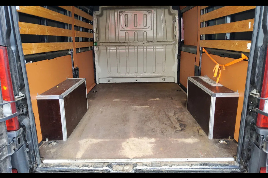 Peugeot Boxer 130 PK - L2H2 GESLOTEN - TREKHAAK - V-761-VK - EURO 6