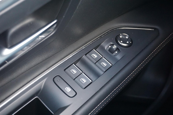 Peugeot 5008 1.2 PureTech GT AUTOMAAT | 360° CAMERA | NAVI | ELEKTRISCHE ACHTERKLEP | 7-PERSOONS |