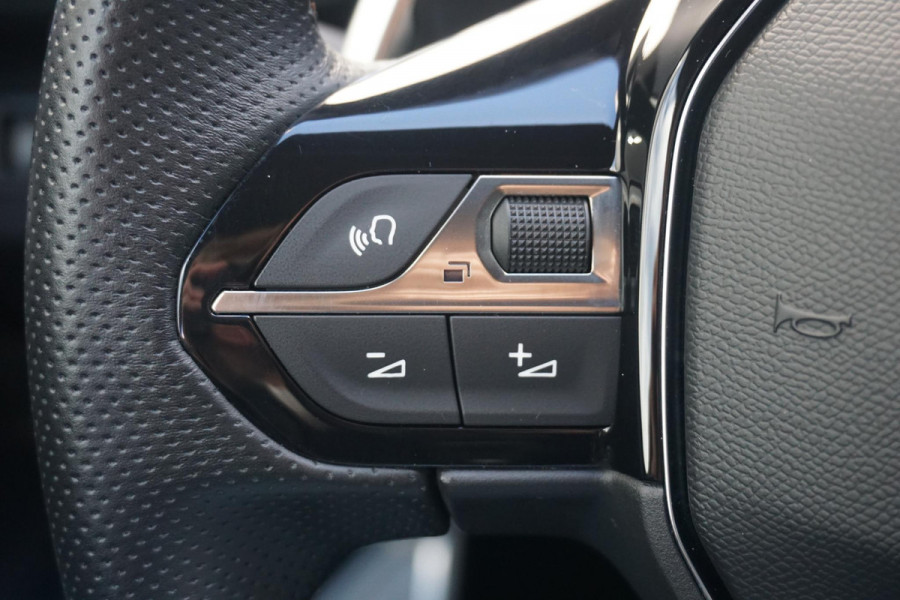 Peugeot 5008 1.2 PureTech GT AUTOMAAT | 360° CAMERA | NAVI | ELEKTRISCHE ACHTERKLEP | 7-PERSOONS |