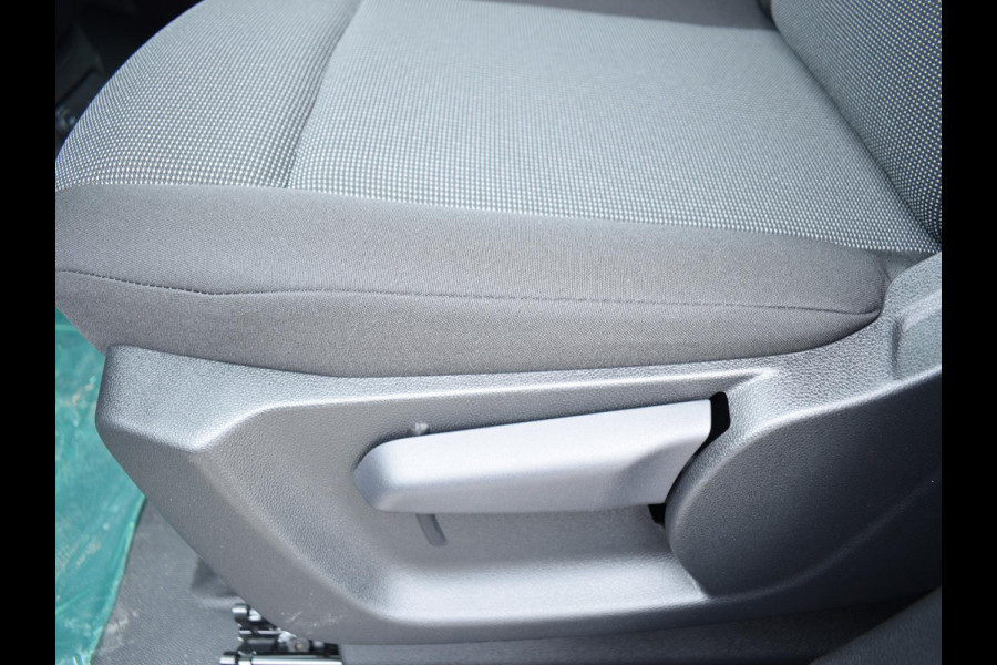 Opel Combo Electric 136 L1 50kWh | 8 JAAR GARANTIE | BETIMMERING | CAMERA + SENSOREN | NAVIGATIE