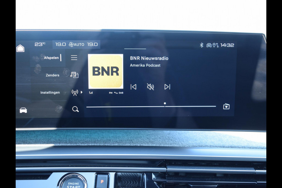 Peugeot 3008 1.2 Hybrid 136 GT ADAPTIEVE CRUISECONTROL | NAVI & CARPLAY | ACHTERUITRIJCAMERA MET SENSOREN | E.C.C. |