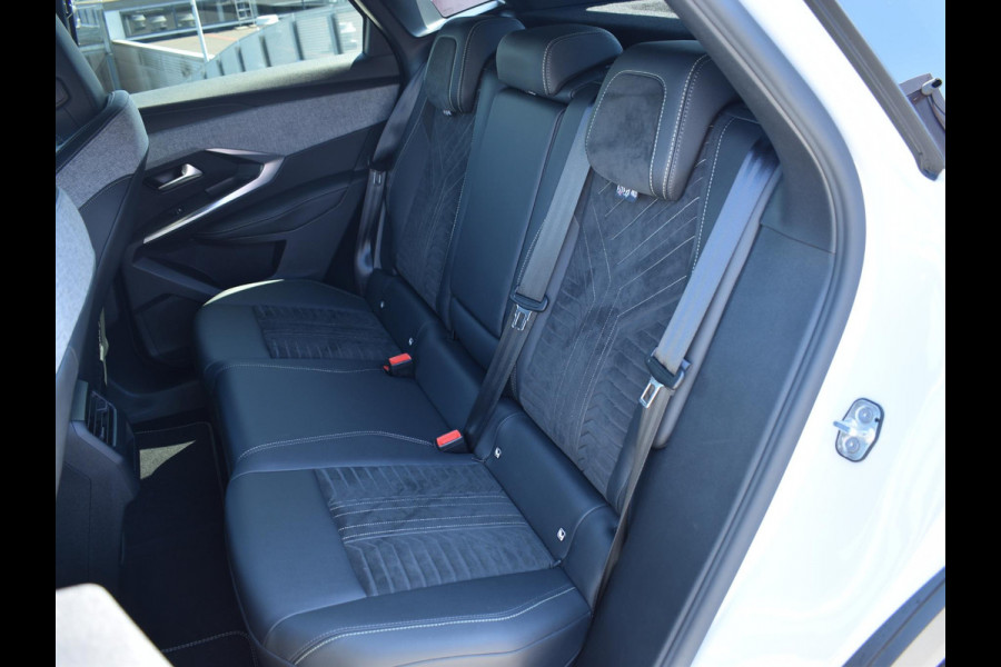 Peugeot 3008 1.2 Hybrid 136 GT ADAPTIEVE CRUISECONTROL | NAVI & CARPLAY | ACHTERUITRIJCAMERA MET SENSOREN | E.C.C. |