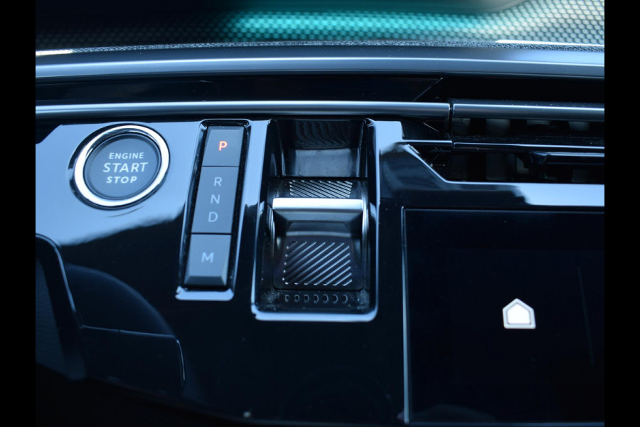 Peugeot 3008 1.2 Hybrid 136 GT ADAPTIEVE CRUISECONTROL | NAVI & CARPLAY | ACHTERUITRIJCAMERA MET SENSOREN | E.C.C. |