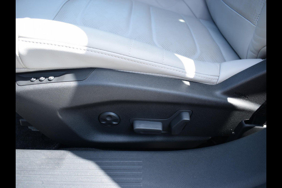Citroën C5 X 1.6 Plug-in Hybrid 225 Hypnos LEREN BEKLEDING | SCHUIF- KANTELDAK | ACHTERUITRIJCAMERA MET SENSOREN | E.C.C. | NAVI + CARPLAY |