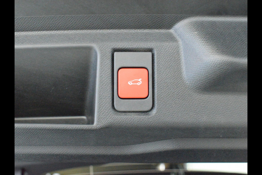 Opel Grandland 1.2 Turbo Hybrid GS SCHUIFKANTALDAK | NAVIGATIE | 360 CAMERA MET SENSOREN | CARPLAY | WINTERPAKKET |