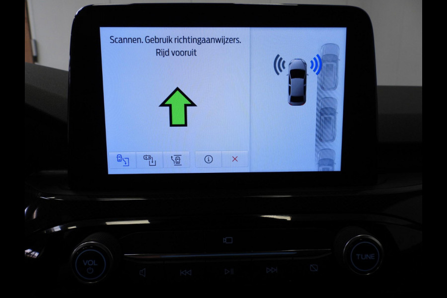 Ford Kuga 2.5 PHEV Plug-In ST-Line TREKHAAK/SCHUIFDAK/WINTERPACK/18"LMV!