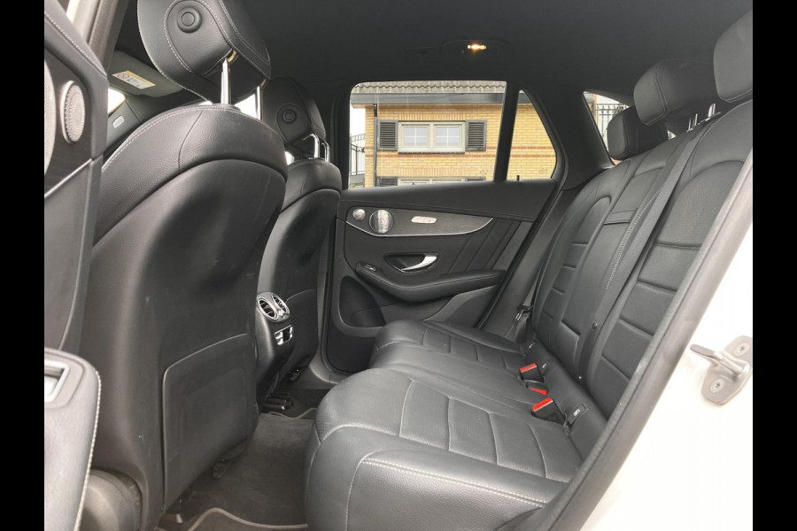 Mercedes-Benz GLC 300e 4MATIC AMG | MBUX | Trekhaak | Leder