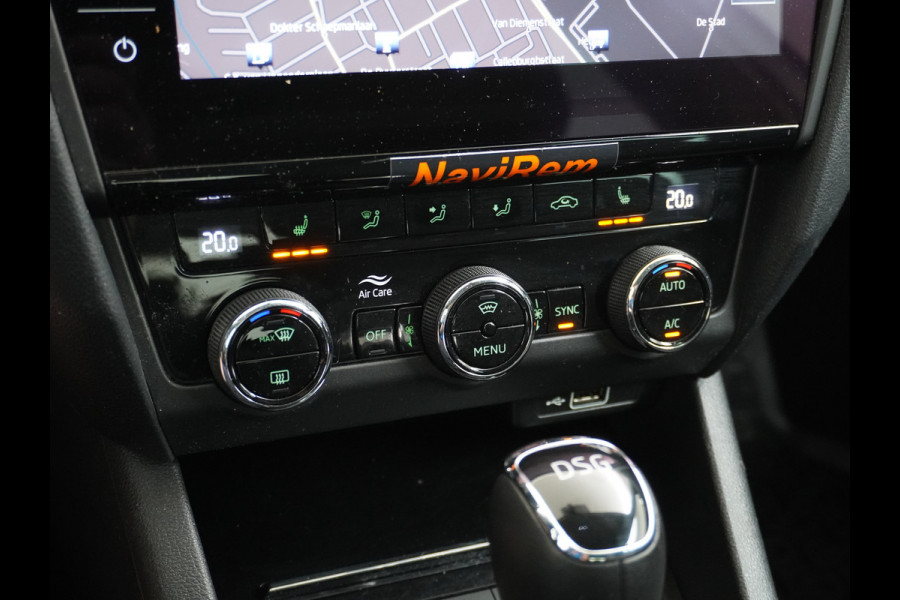 Škoda Octavia Combi 1.5T-150PK AUT-7 Navi Apple Carplay Android 17" Ecc Stoelverwarming Voorruitverwarming DAB PDC Business Edition Plus Keyless Regen-Lichtsensor Bluetooth Led Wifi Greentech 1500kg trekgewicht EURO6