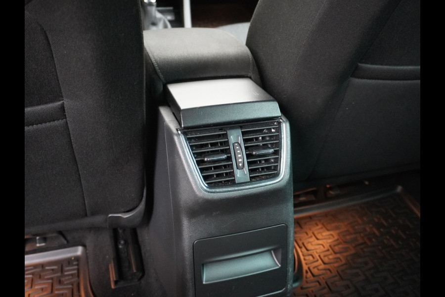 Škoda Octavia Combi 1.5T-150PK AUT-7 Navi Apple Carplay Android 17" Ecc Stoelverwarming Voorruitverwarming DAB PDC Business Edition Plus Keyless Regen-Lichtsensor Bluetooth Led Wifi Greentech 1500kg trekgewicht EURO6