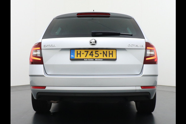 Škoda Octavia Combi 1.5T-150PK AUT-7 Navi Apple Carplay Android 17" Ecc Stoelverwarming Voorruitverwarming DAB PDC Business Edition Plus Keyless Regen-Lichtsensor Bluetooth Led Wifi Greentech 1500kg trekgewicht EURO6