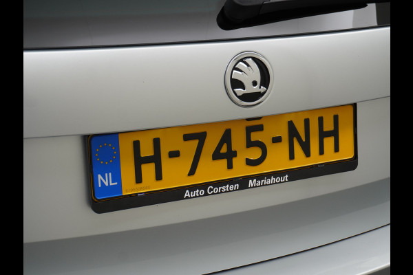 Škoda Octavia Combi 1.5T-150PK AUT-7 Navi Apple Carplay Android 17" Ecc Stoelverwarming Voorruitverwarming DAB PDC Business Edition Plus Keyless Regen-Lichtsensor Bluetooth Led Wifi Greentech 1500kg trekgewicht EURO6