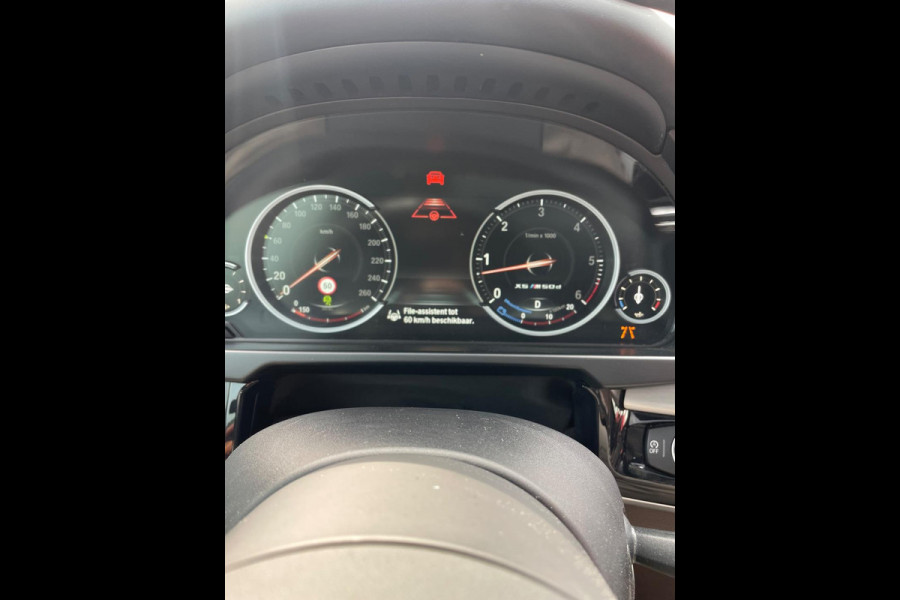 BMW X5 M50d Adaptief Cruise C, B&O,Dealer prijs exclusief BPM €28000