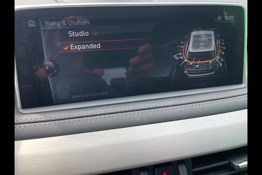 BMW X5 M50d Adaptief Cruise C, B&O,Dealer prijs exclusief BPM €28000