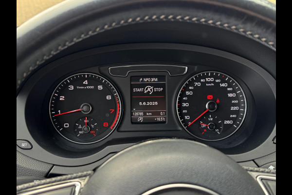 Audi Q3 1.4 TFSI CoD Sport Pro Line - Navigatie I Sport pakket I Airco I PDC I Xenon I Dealer onderhouden