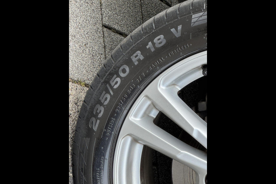 Audi Q3 1.4 TFSI CoD Sport Pro Line - Navigatie I Sport pakket I Airco I PDC I Xenon I Dealer onderhouden