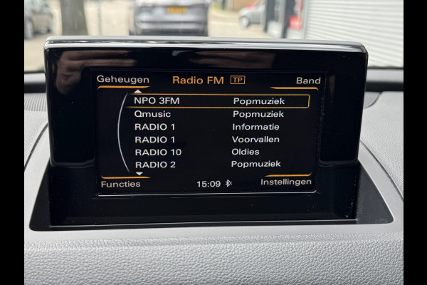 Audi Q3 1.4 TFSI CoD Sport Pro Line - Navigatie I Sport pakket I Airco I PDC I Xenon I Dealer onderhouden