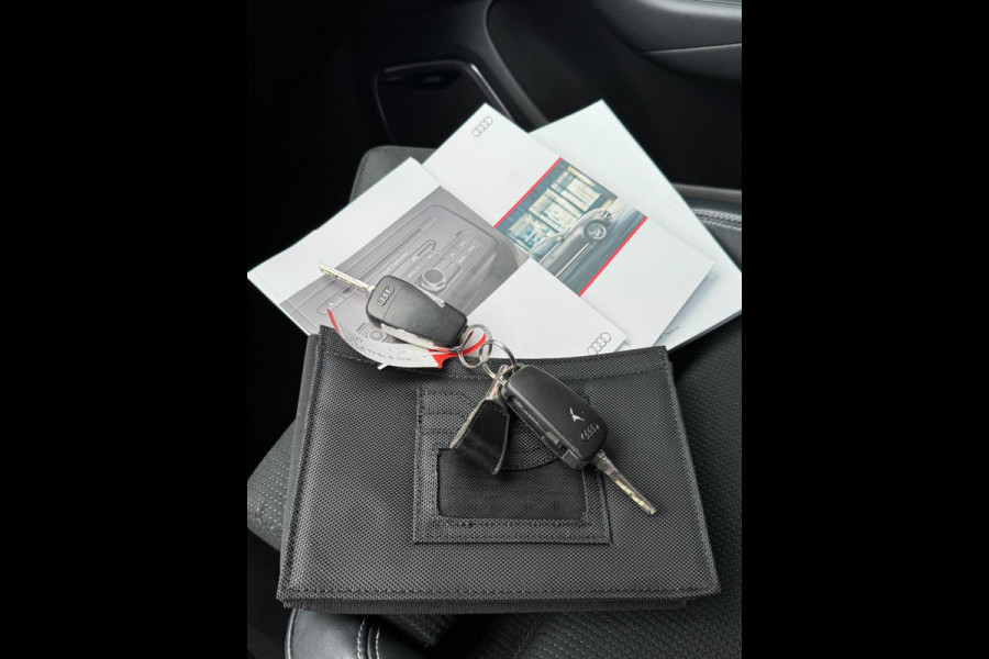 Audi Q3 1.4 TFSI CoD Sport Pro Line - Navigatie I Sport pakket I Airco I PDC I Xenon I Dealer onderhouden