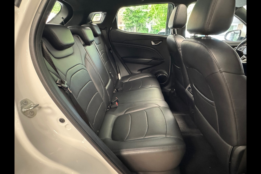 Seres 3 52kWh AUT. PANORAMADAK CAMERA 360° KEYLESS NAVIGATIE DRIVING ASSISTANCE LEDER AIRCO PDC USB LANE ASSIST
