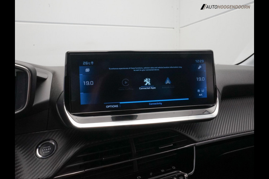 Peugeot 208 1.2 PureTech Allure (APPLE CARPLAY,LED,DIGITAAL DISPLAY,GROOT NAVI,SPORTSTOELEN,CAMERA,CLIMATE,CRUISE,LM-VELGEN)
